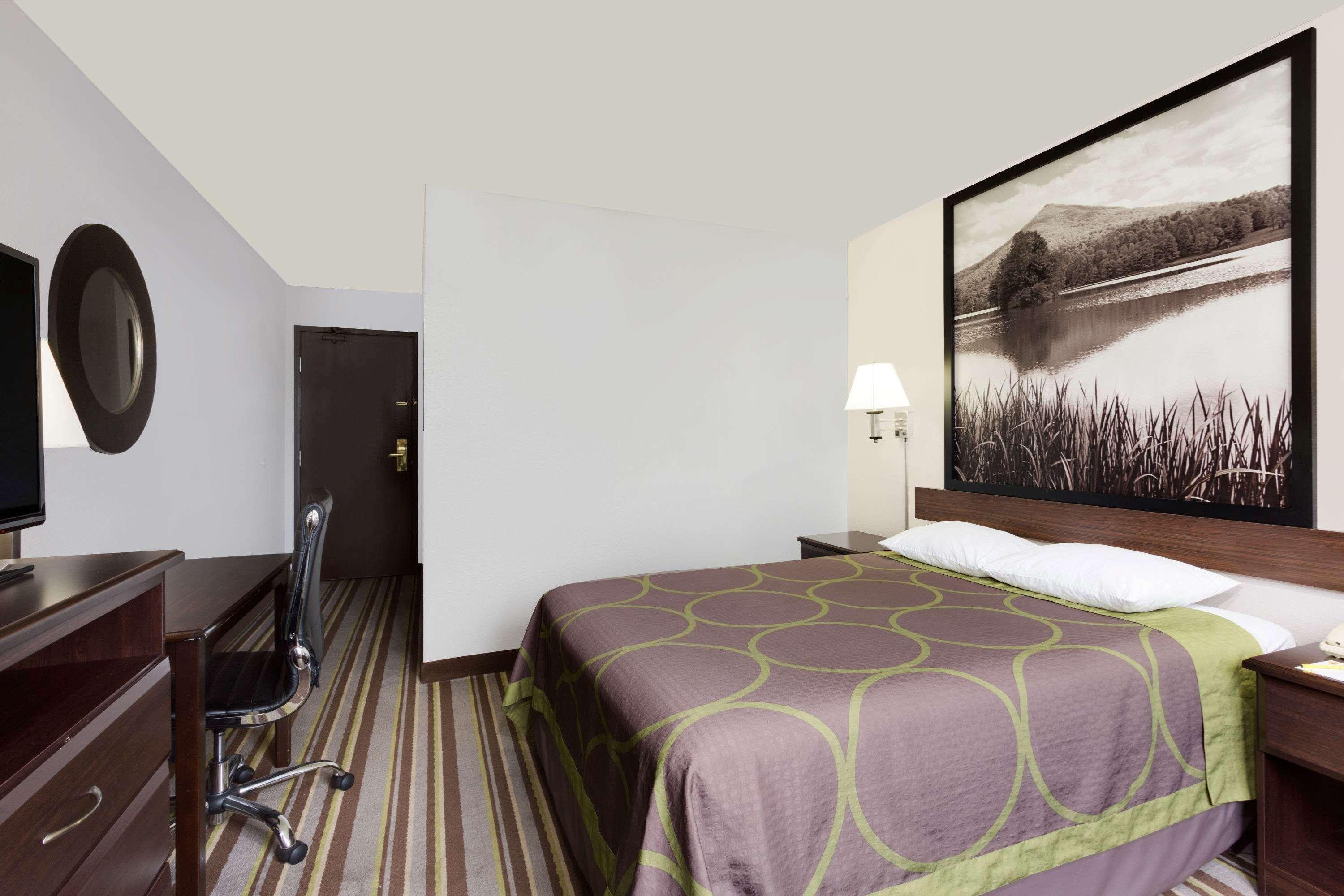 Super 8 By Wyndham Waynesboro Otel Dış mekan fotoğraf